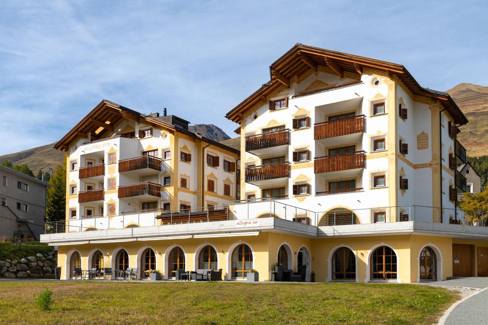 Ferienwohnungen Hotel Allegra Zuoz Buitenkant foto