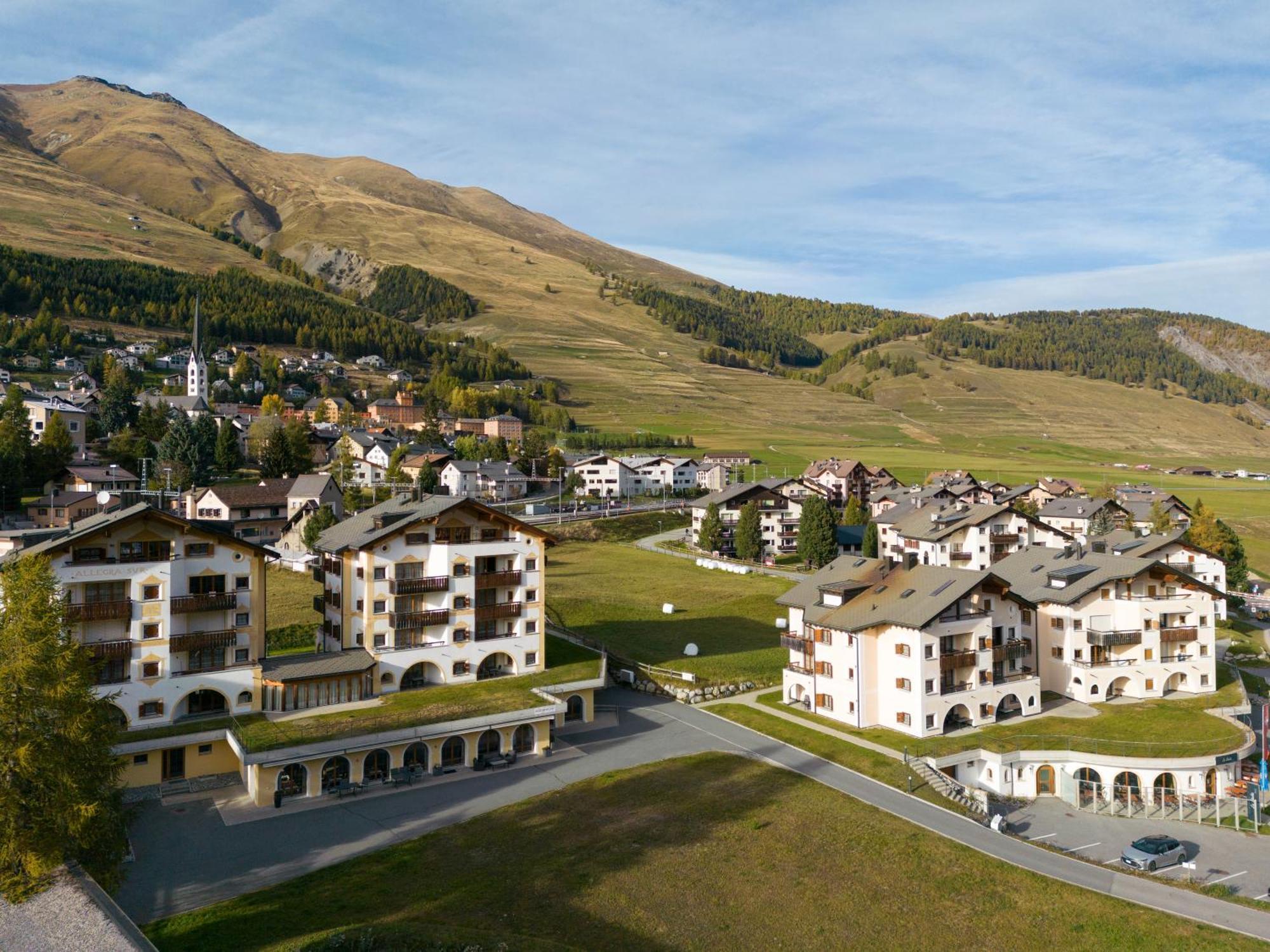 Ferienwohnungen Hotel Allegra Zuoz Buitenkant foto